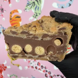 Full Malteser Cookie Pie – Vape and Chews